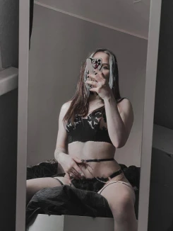 Яна